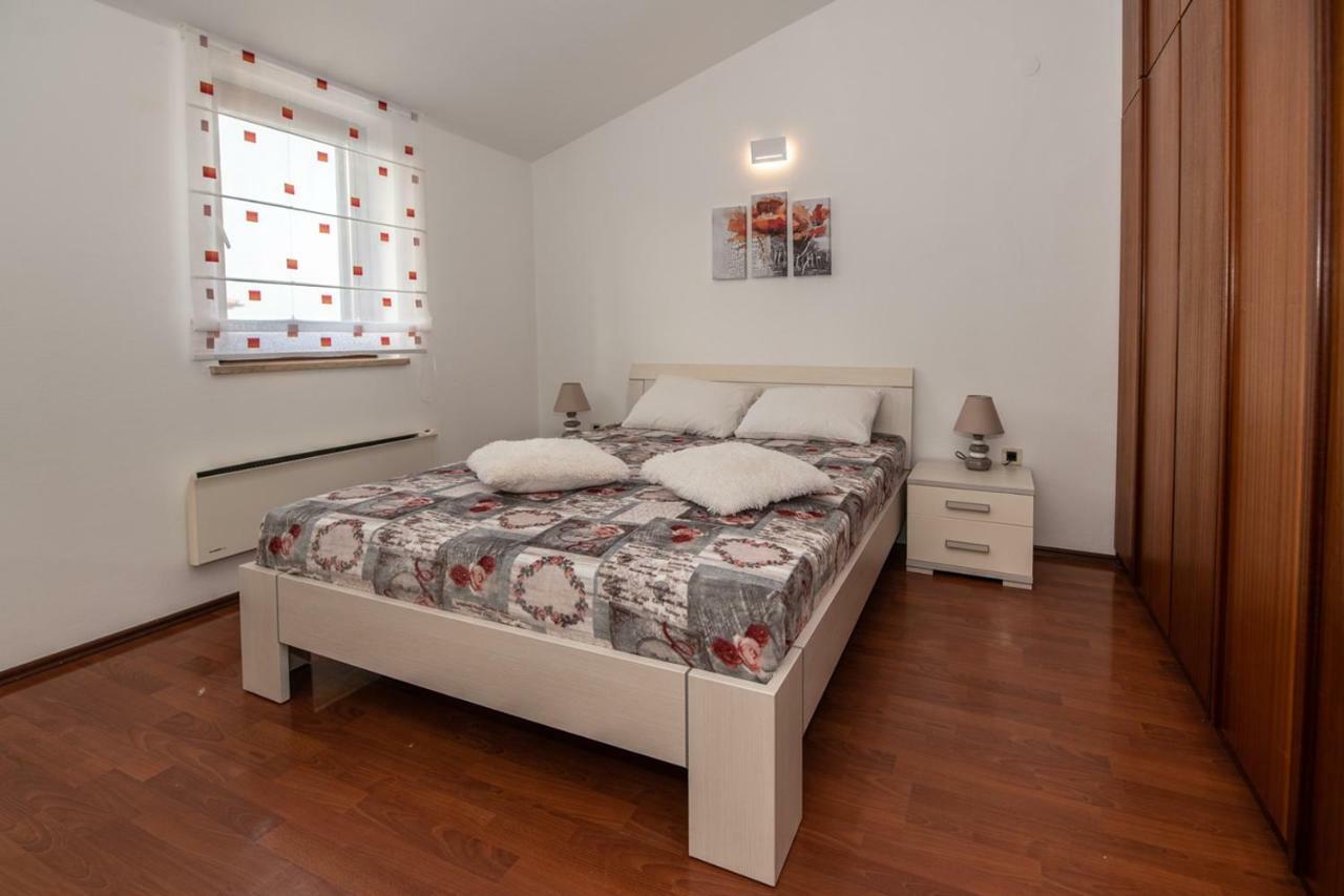 Cave Romane Apartment With Private Pool And Sea View Vinkuran Exterior foto